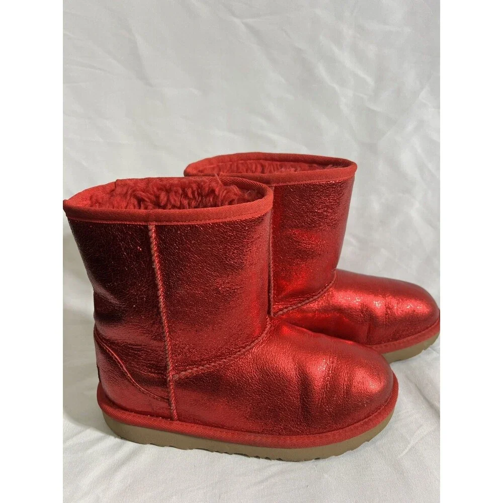 UGG METALLIC RED SUEDE SHEEPSKIN CHUKKA SHORT GIRLS BOOTS SIZE US 3/ UK 2